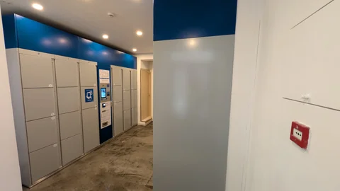 Left Luggage Lockers - Camões — 3