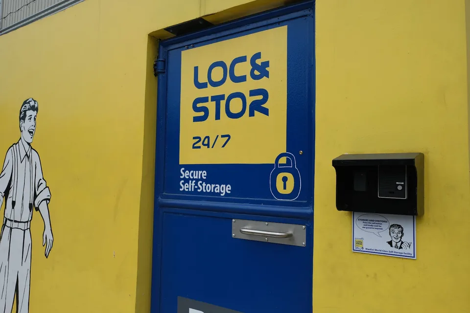 Loc&Stor 24/7 Storage Space For Rent Sucat Philippines - image 7