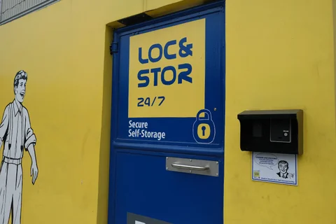 Loc&Stor 24/7 Storage Space For Rent Sucat Philippines - image 7