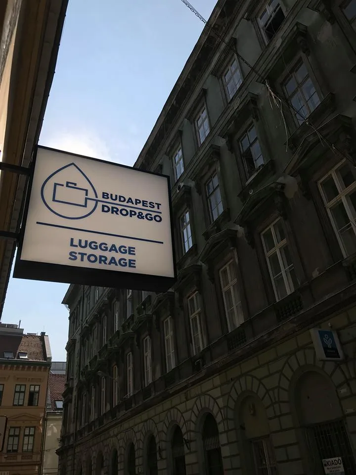 Budapest Drop&Go Luggage Storage - image 4