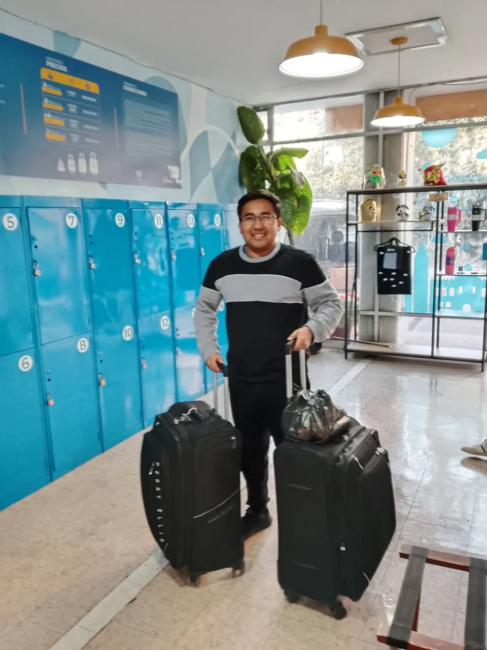 Luggage Keeper - Guarda equipaje - Angel de la Independencia - Luggage Storage - image 4