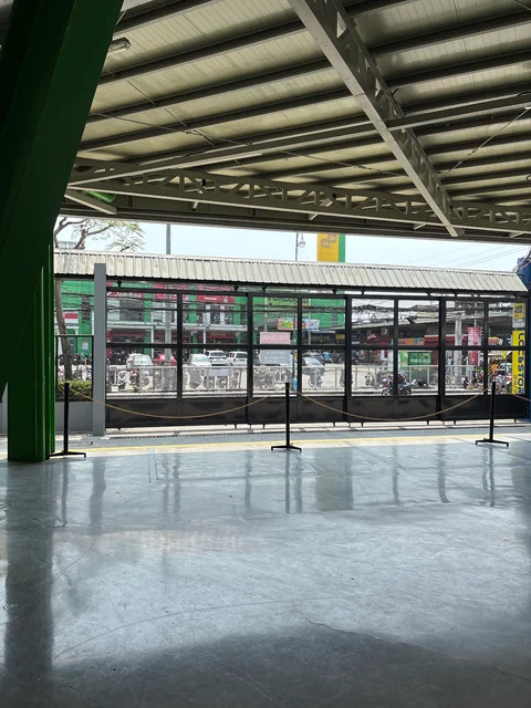 Loc&Stor 24/7 Storage Space For Rent JP Rizal Makati Philippines - image 5