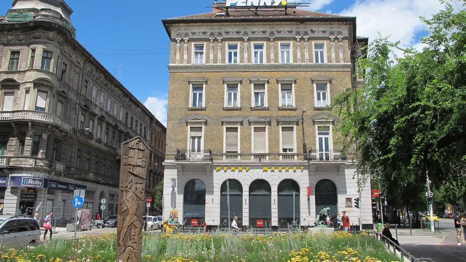 Budapest Luggage Storage Váci - image 7