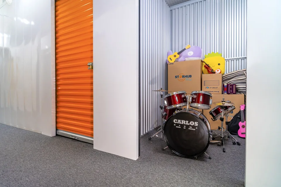 StorHub Self Storage - Woodlands - image 8