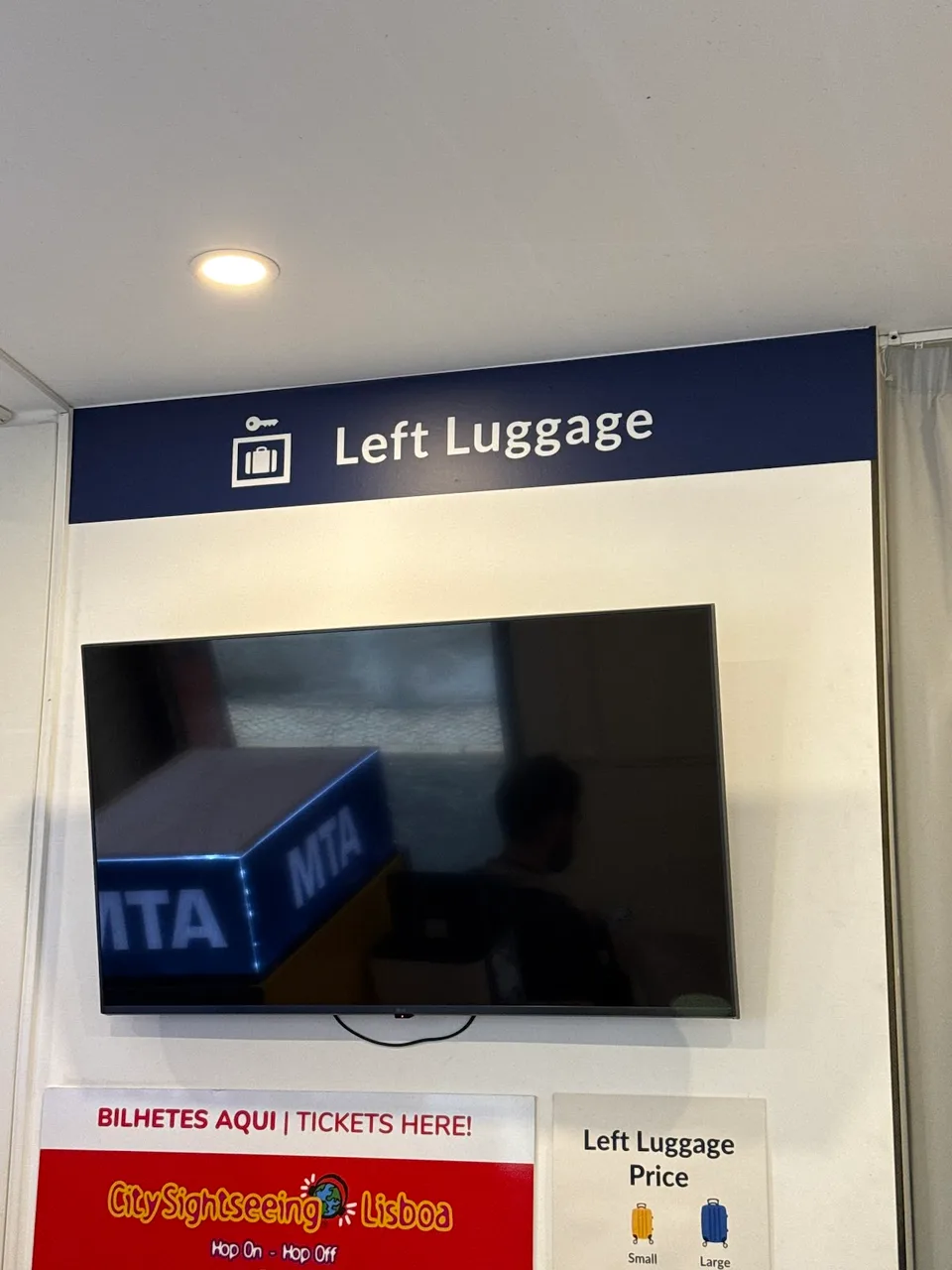 Left Luggage Lockers - Camões - image 5