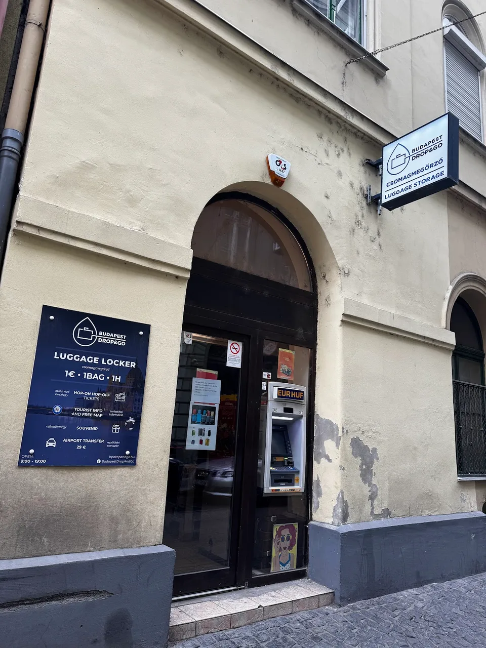 Budapest Drop&Go Luggage Storage - image 2