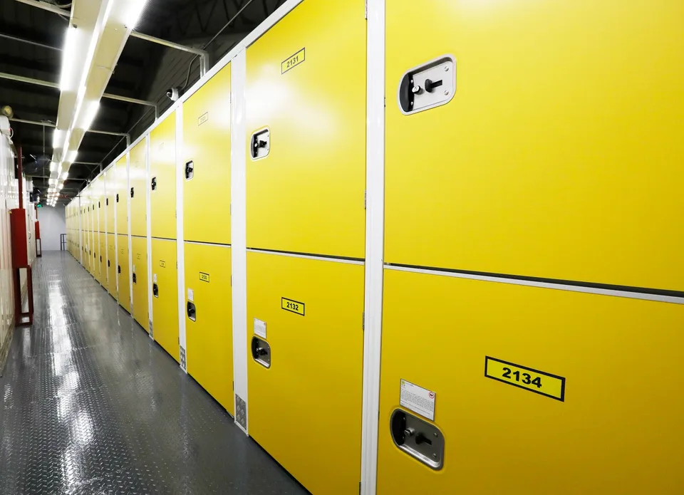 Loc&Stor 24/7 Storage Space For Rent Urban Makati Philippines - image 2