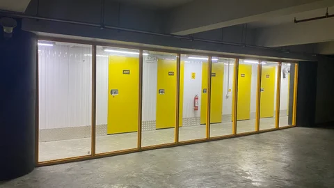 One Storage Circuit Makati - image 3