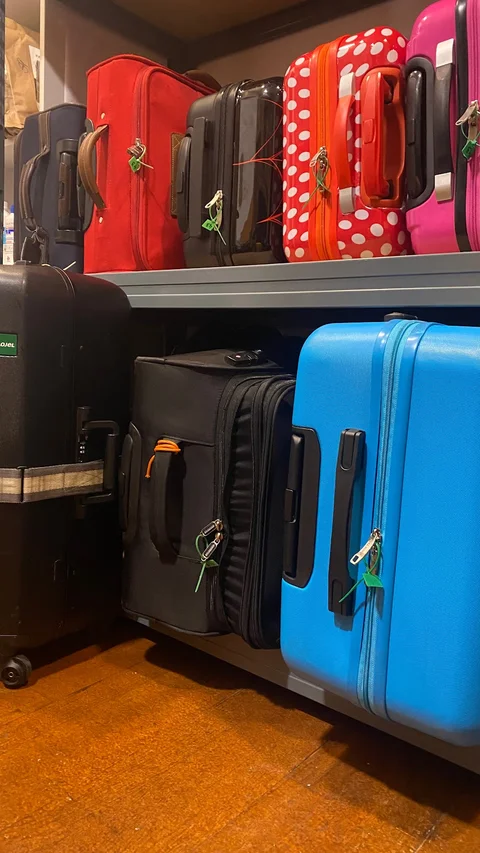 Luggage @ City Center - image 7