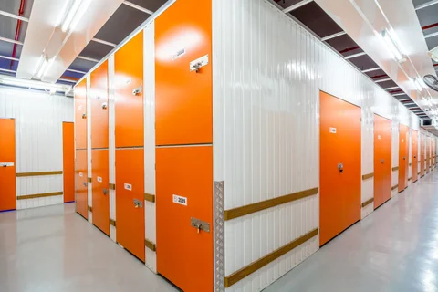 StorHub Self Storage - Jurong East - image 1