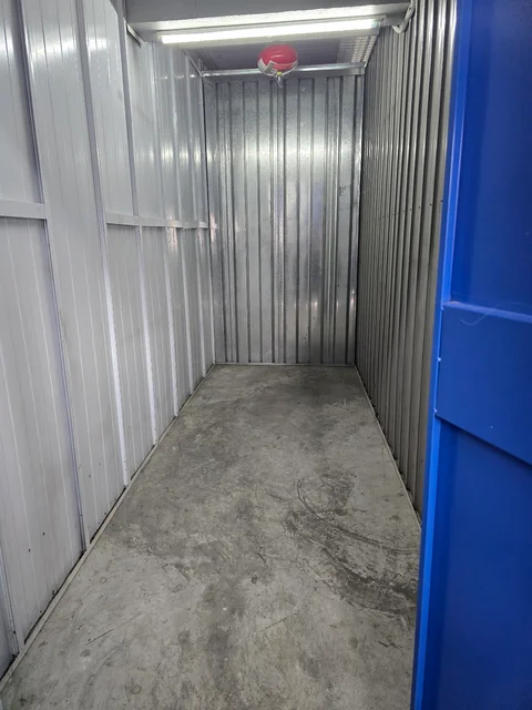 StorageMart EDSA Bangkal Storage Space Rental Makati City Philippines - image 2