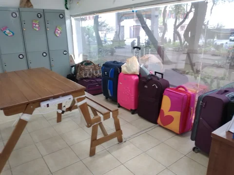 Luggage Keeper Lockers for baggage — 4