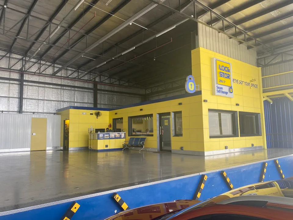 Loc&Stor 24/7 Storage Space For Rent Sucat Philippines - image 3