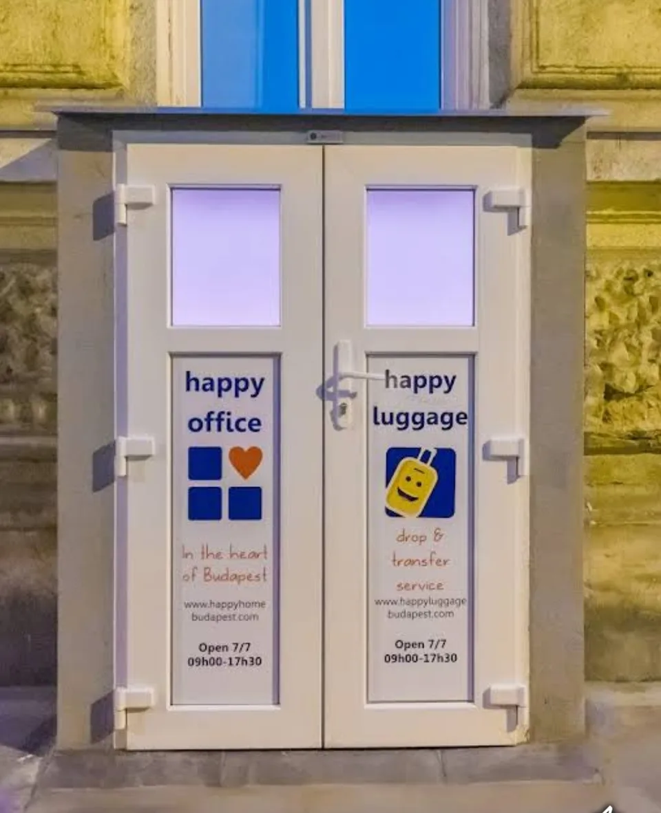 LUGGAGE STORAGE @ happy office property management - image 5