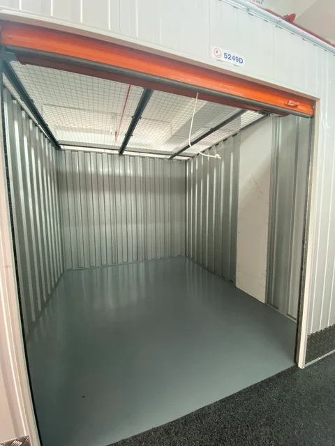 StorHub - Serangoon - image 4