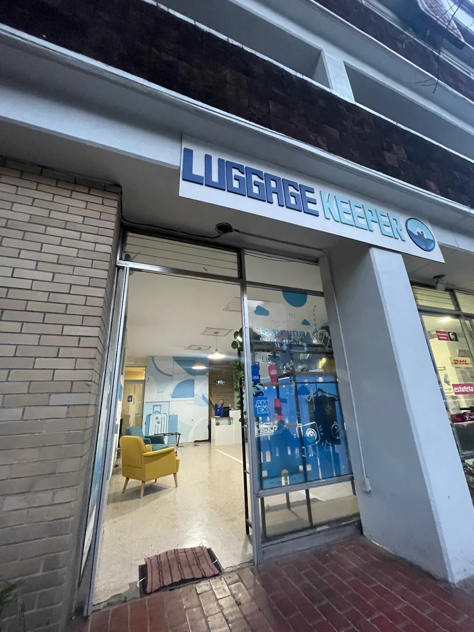 Luggage Keeper - Guarda equipaje - Angel de la Independencia - Luggage Storage - image 6
