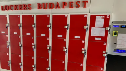 Lockers Budapest Luggage Storage