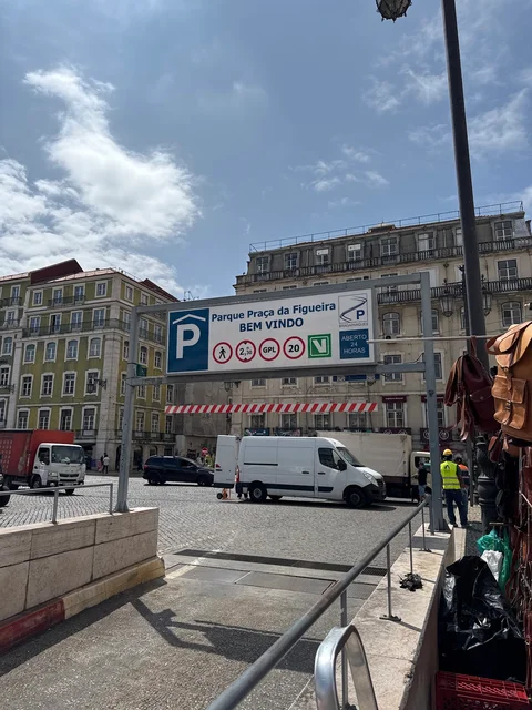 City Lockers - Martim Moniz Parking — 5