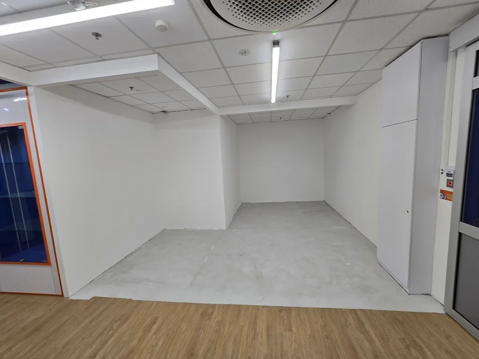 StorHub - Serangoon - image 6