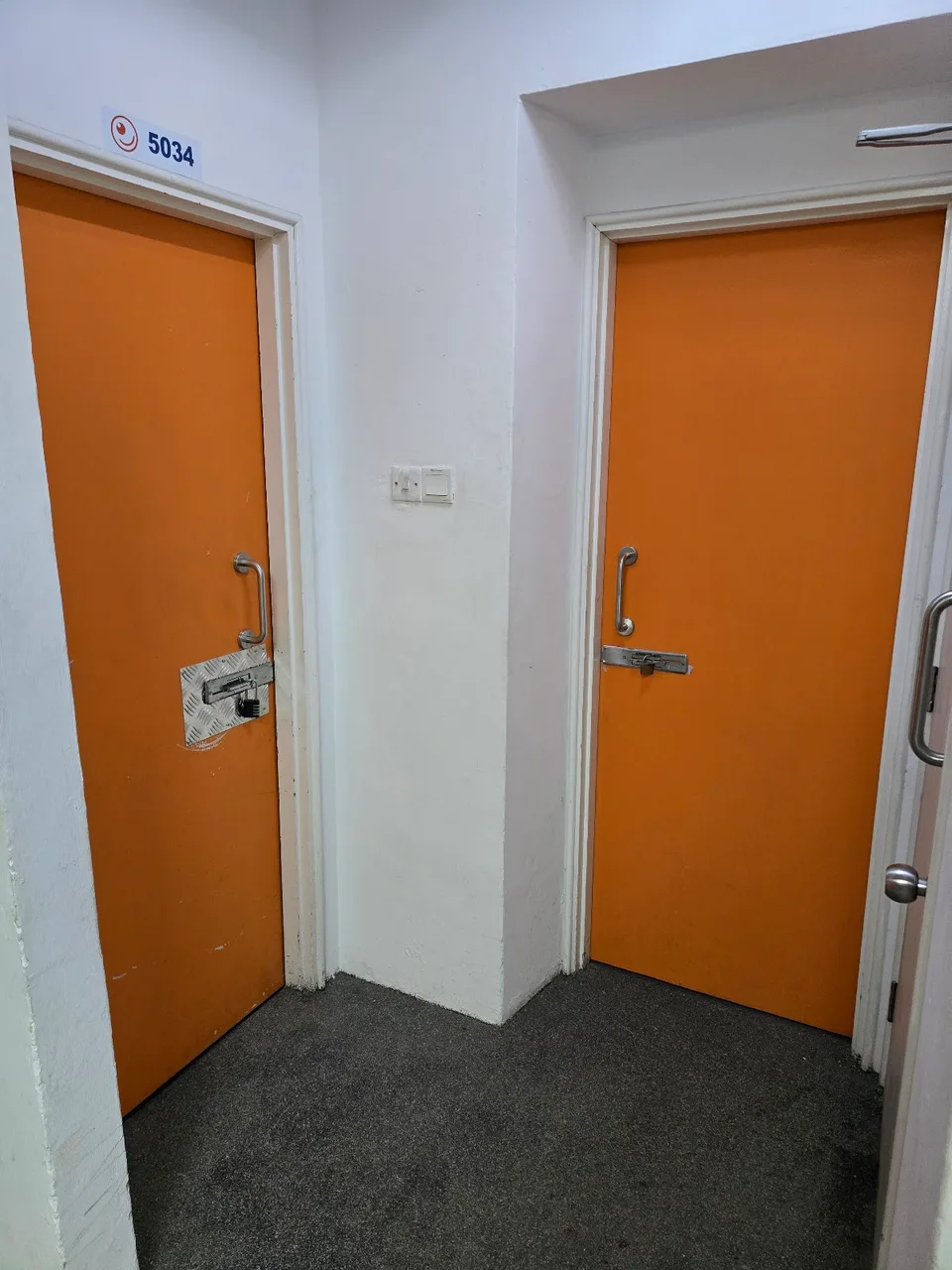 StorHub - Serangoon - image 8