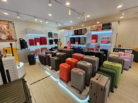 Baggage Luggage - CentralWorld — 3