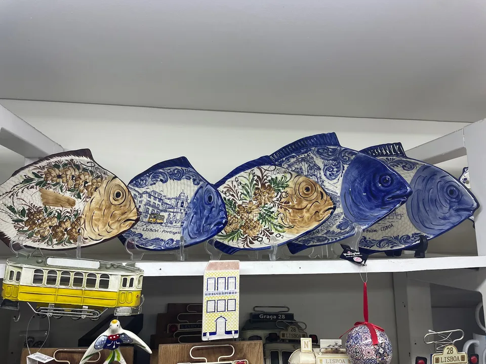 Alfama Collections (Souvenirs & Luggage Storage Facility) - image 7