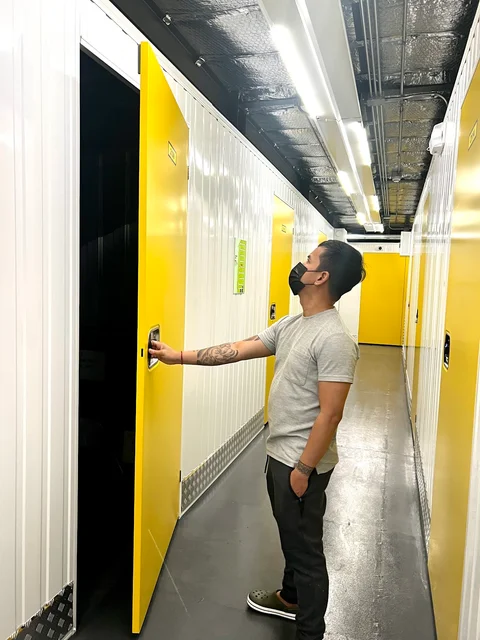 Loc&Stor 24/7 Storage Space For Rent Sucat Philippines - image 8