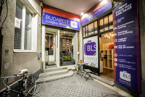 Budapest Luggage Storage Váci - image 2