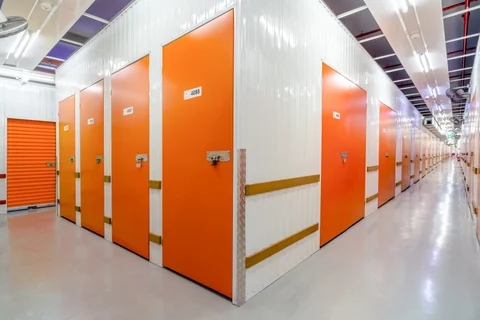 StorHub Self Storage - Woodlands — 2